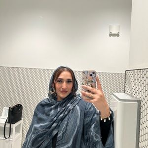 Meet your Posher, Kanwal